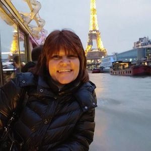 Meet your Posher, Caroline